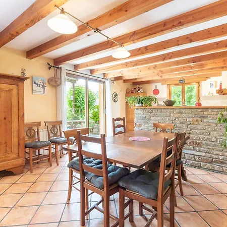 Baupeillas Holiday home Bazus-Aure