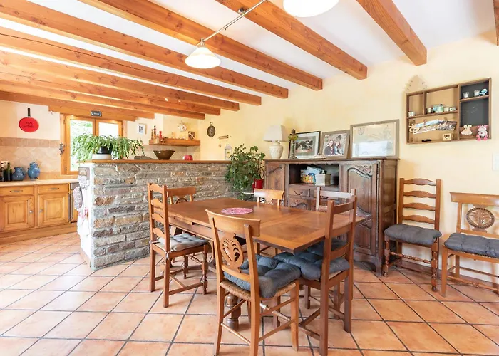 Baupeillas Holiday home *