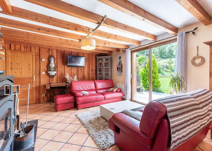 Baupeillas Holiday home