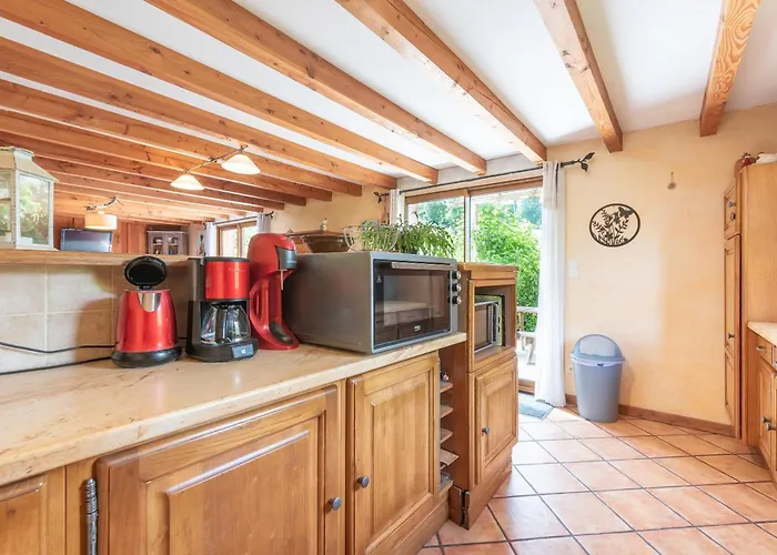 Baupeillas Holiday home Bazus-Aure