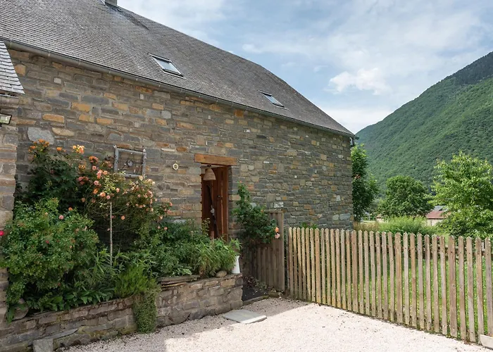 Baupeillas Holiday home