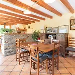 Baupeillas Holiday home *