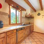 Baupeillas Holiday home Bazus-Aure