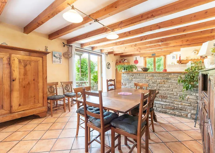 Baupeillas Feriehus Bazus-Aure