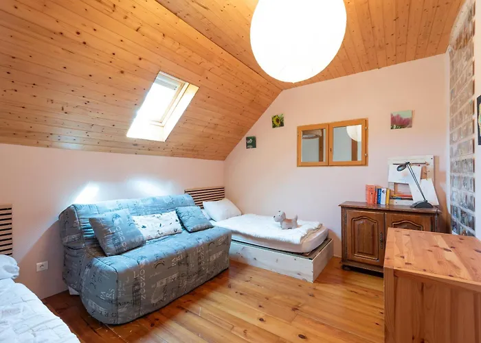 Baupeillas Feriehus Bazus-Aure